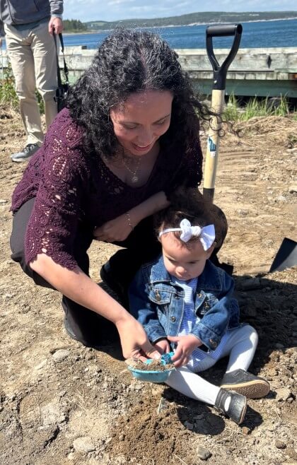 Amy Simon and Austyn